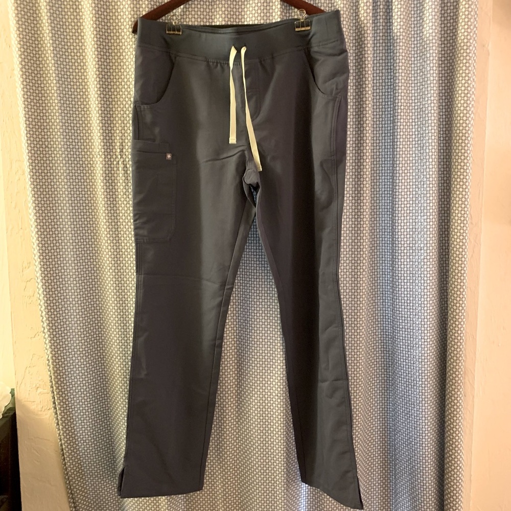 NWT Figs Space Navy Kade Cargo Scrub Pants Large Tall